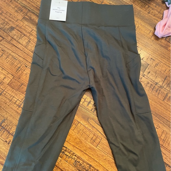 Lou and Grey by LOFT Ponte Pocket Leggings - Picture 1 of 3